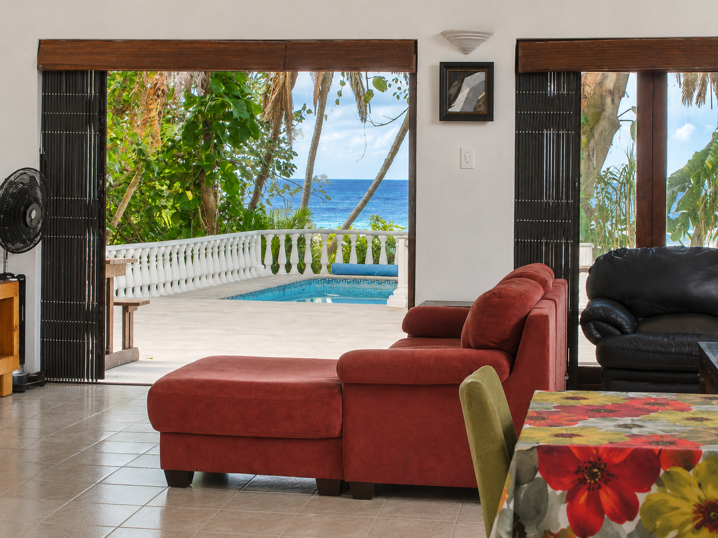 Shelly Beach Beach House Seagull Road 26 Exceptional Beachfront Property with cottage Shelly Beach, Beach Front