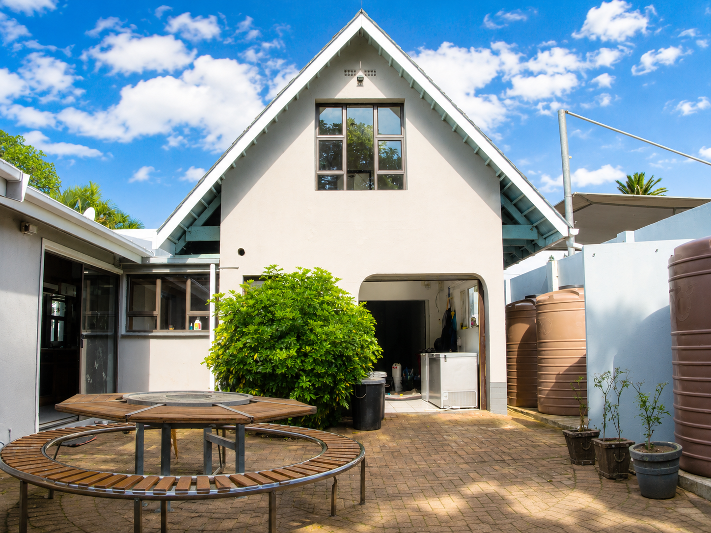 Shelly Beach Beach House Seagull Road 5 Exceptional Beachfront Property with cottage Shelly Beach, Beach Front