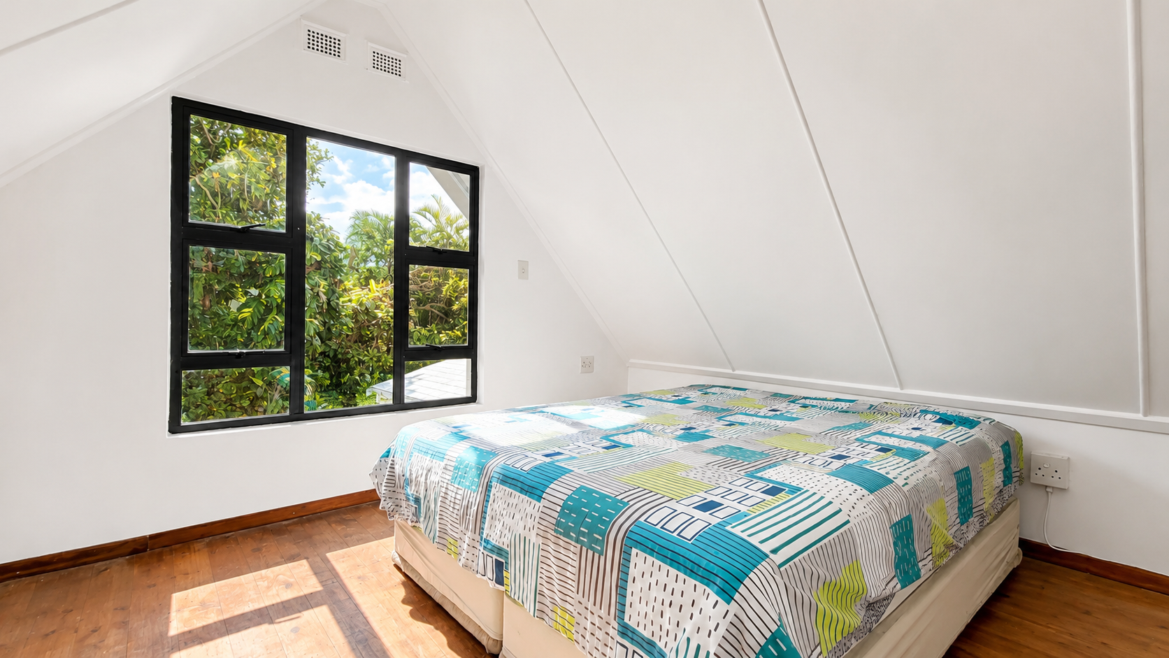 Shelly Beach Beach House Seagull Road 68 Exceptional Beachfront Property with cottage Shelly Beach, Beach Front