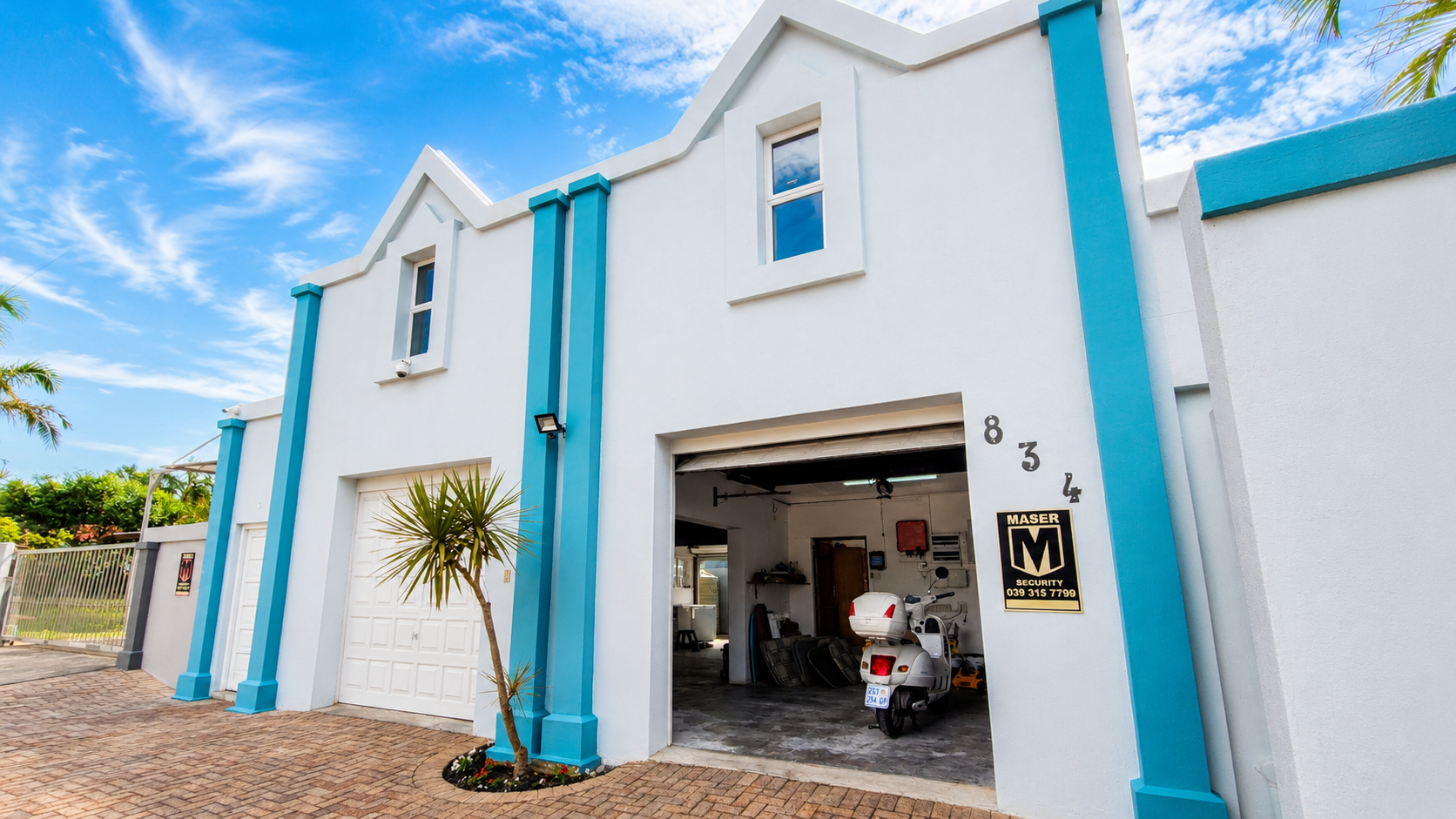 Shelly Beach Beach House Seagull Road 69 Exceptional Beachfront Property with cottage Shelly Beach, Beach Front