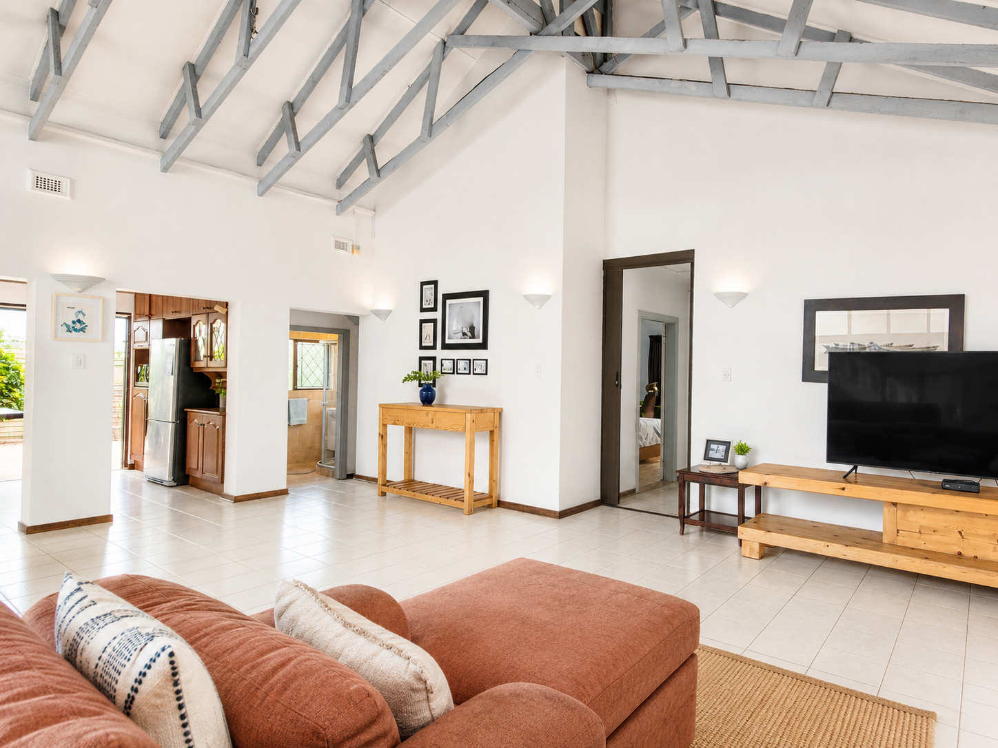 Shelly Beach Beach House Seagull Road 76 Exceptional Beachfront Property with cottage Shelly Beach, Beach Front