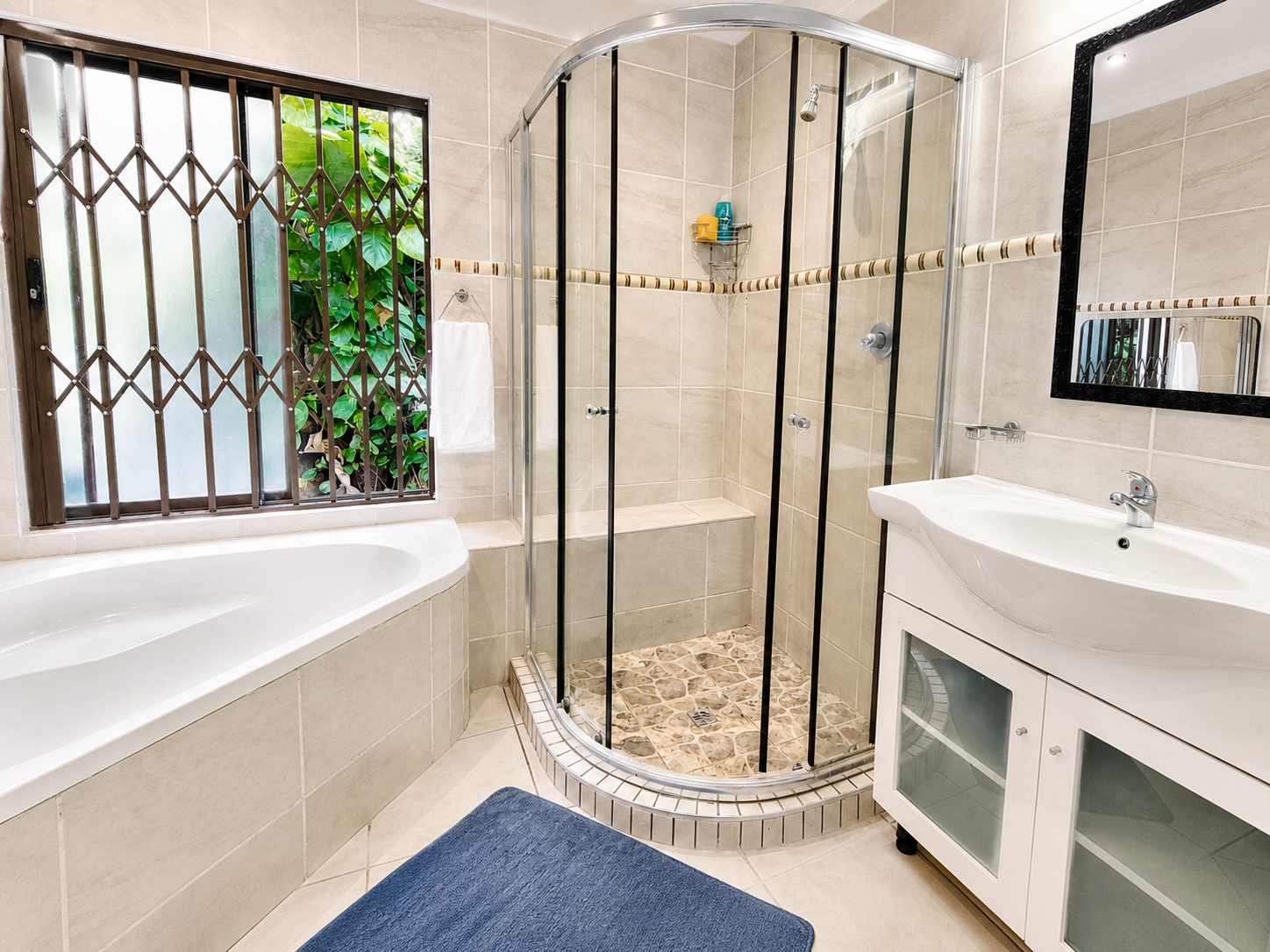 Shelly Beach Beach House Seagull Road 77 Exceptional Beachfront Property with cottage Shelly Beach, Beach Front