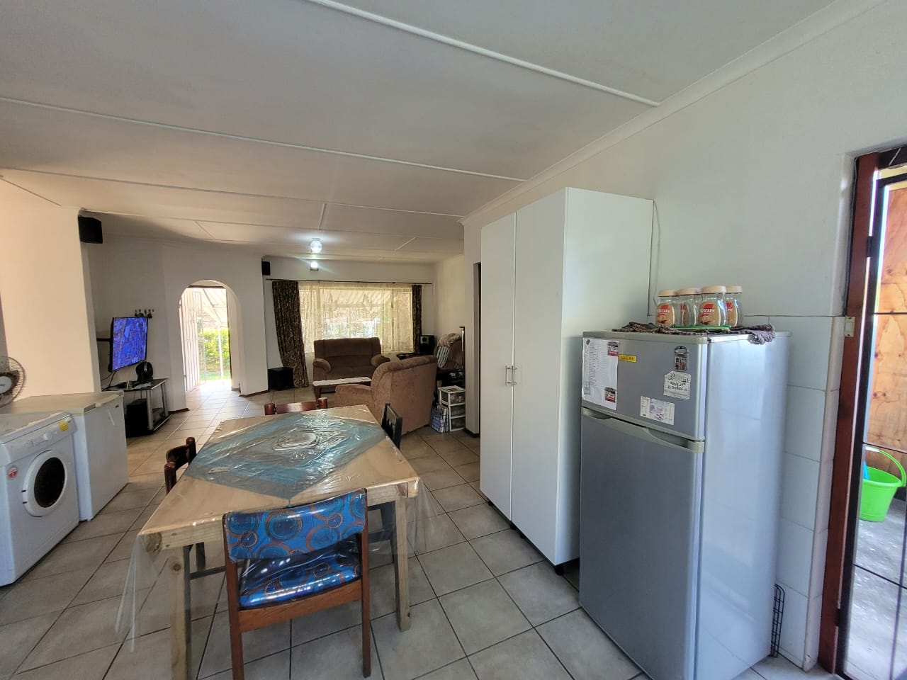 Spacious 3 Bedroom Family Home in Prime Location