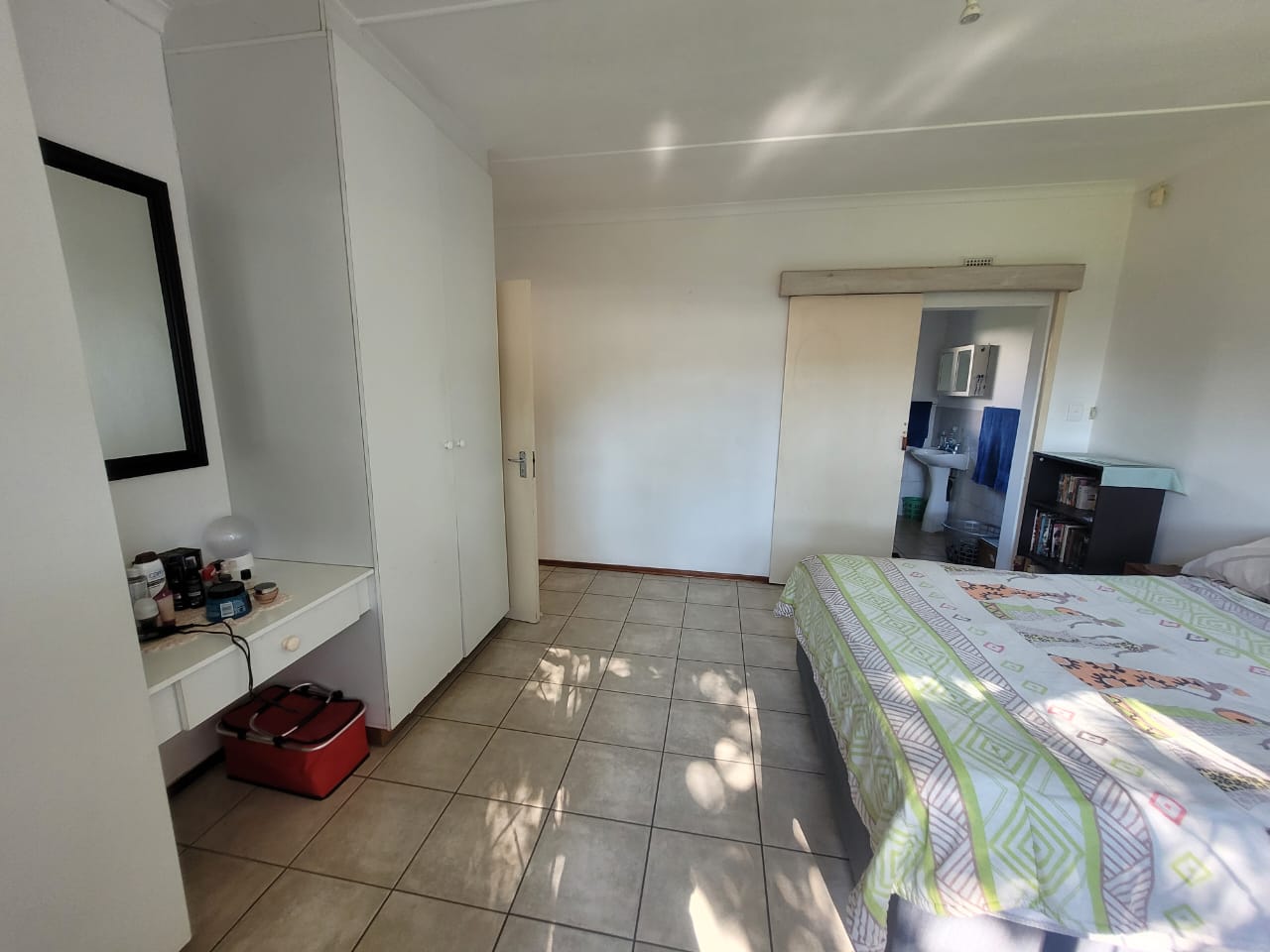 Spacious 3 Bedroom Family Home in Prime Location