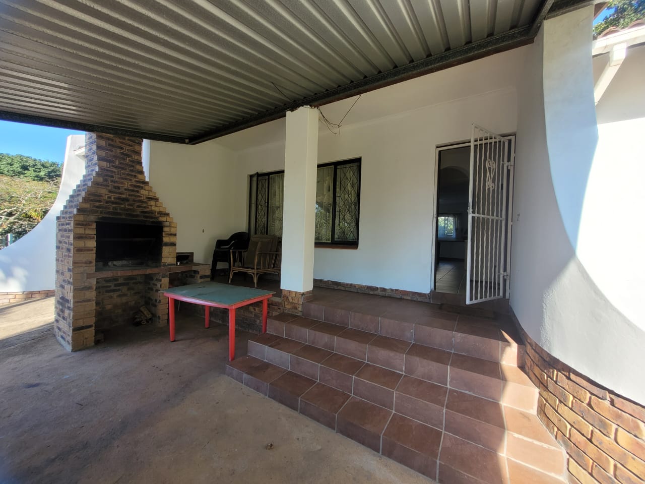 Spacious 3 Bedroom Family Home in Prime Location