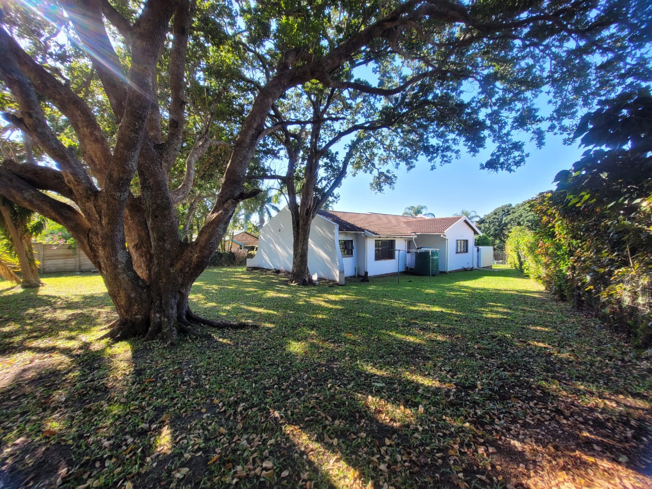 Spacious 3 Bedroom Family Home in Prime Location